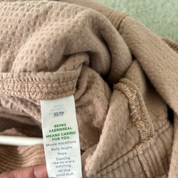 AERIE Tan Corduroy Kick Flare Bottom Bib Overalls Jumpsuit size XS - Picture 8 of 11